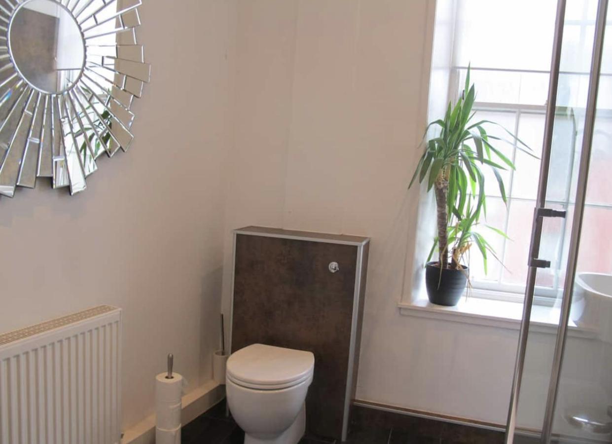 Royal Mile Apartment Edinburgh Exterior photo